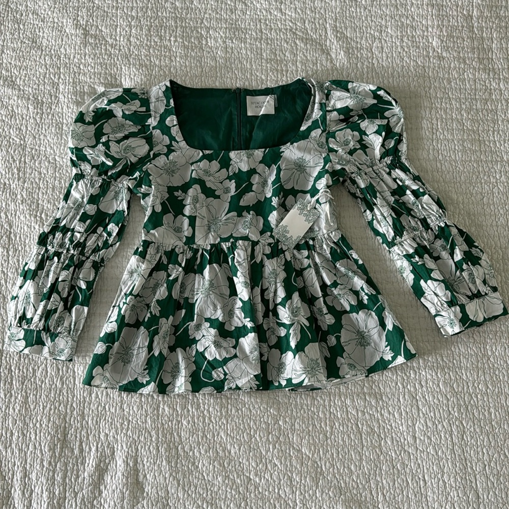 Tuckernuck NWT GREEN FLORAL CLEMONS BLOUSE by Hyacinth House